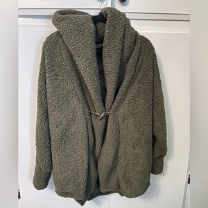 BRAND NEW POPFLEX Sherpa Sweater Wrap!
